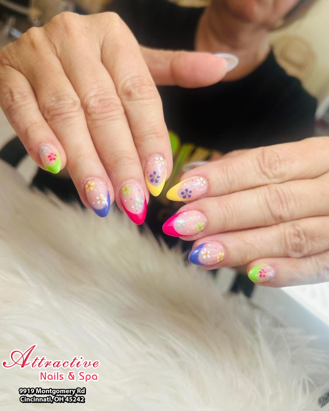 Attractive Nails & Spa